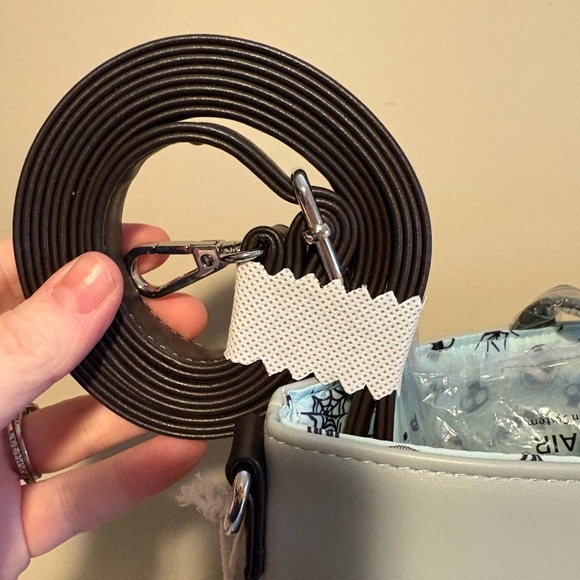 Loungefly Disney The Nightmare Before Christmas Jack, Sally, & Zero tote bag - Picture 2 of 4